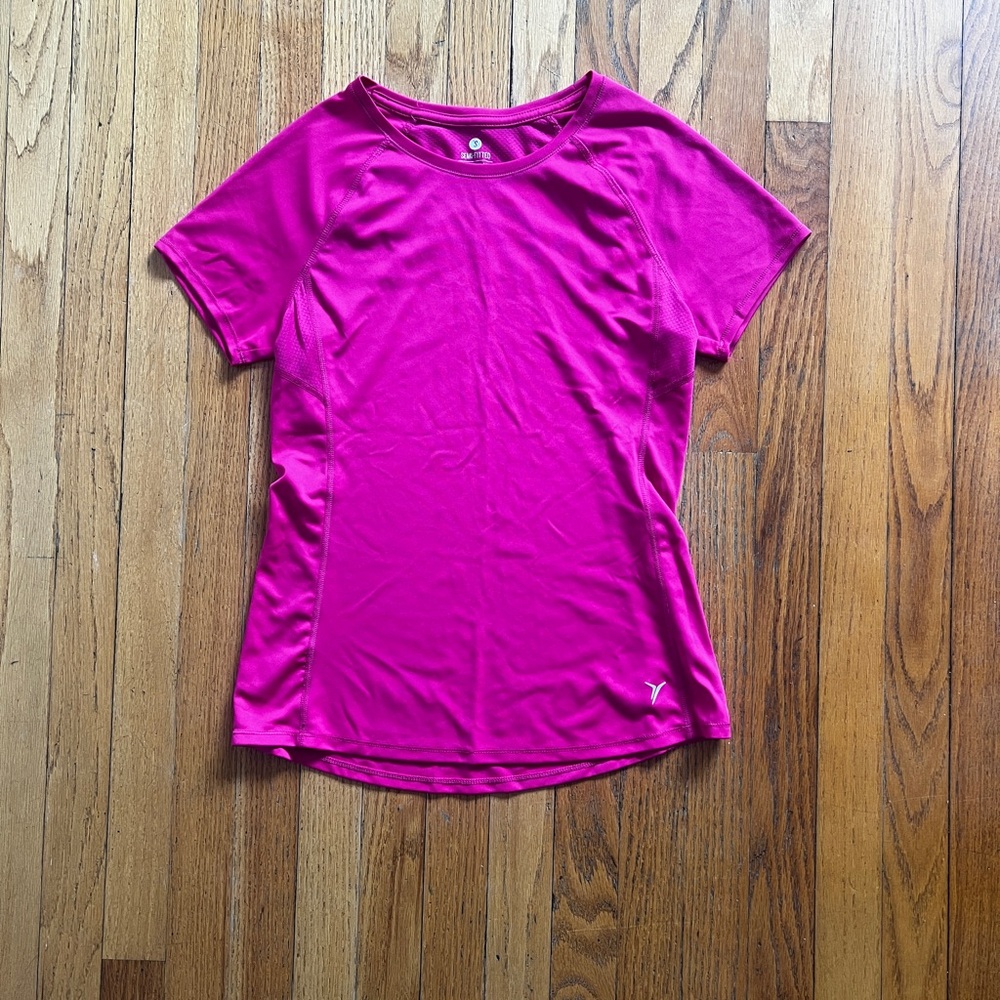 EUC Old Navy Women's Pink Athletic Top